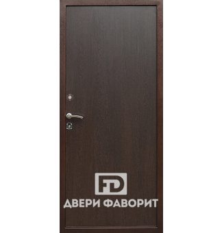 недорогая стальная дверь с ламинированной панелью