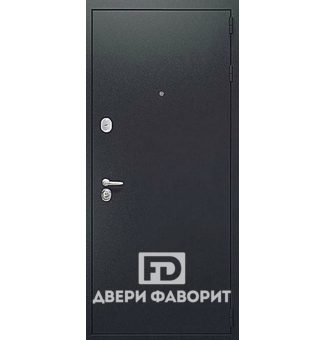 дверь стальная с цинкгрунтом усилена тремя петлями
