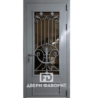 металлическая дверь с терморазрывом и стеклом, оборудована вентиляционной решеткой
