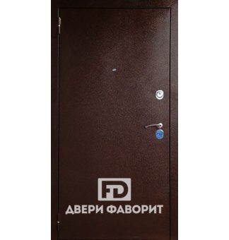 дверь из металла с цинкогрунтом в качестве отделки