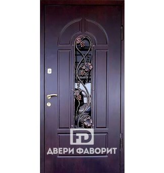 Дверь в коттедж, отделка шпон и ламинат